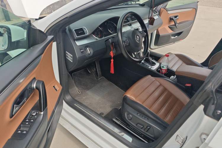 Used Volkswagen CC 2015 1.8TSI Luxury Model Driver Seat
