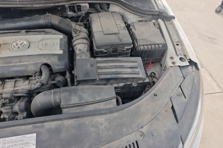 Used Volkswagen CC 2015 1.8TSI Luxury Model Engine Bay Left