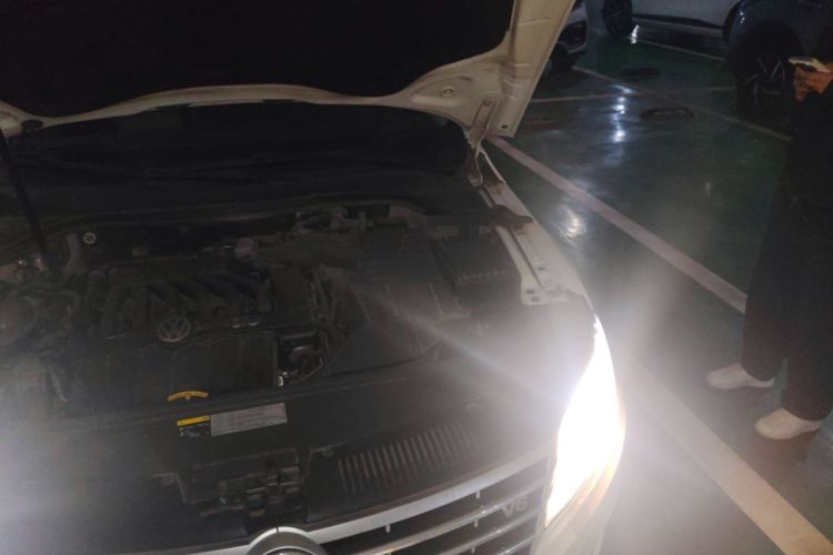 Used Volkswagen CC 2015 3.0 FSI V6 Engine Bay Left