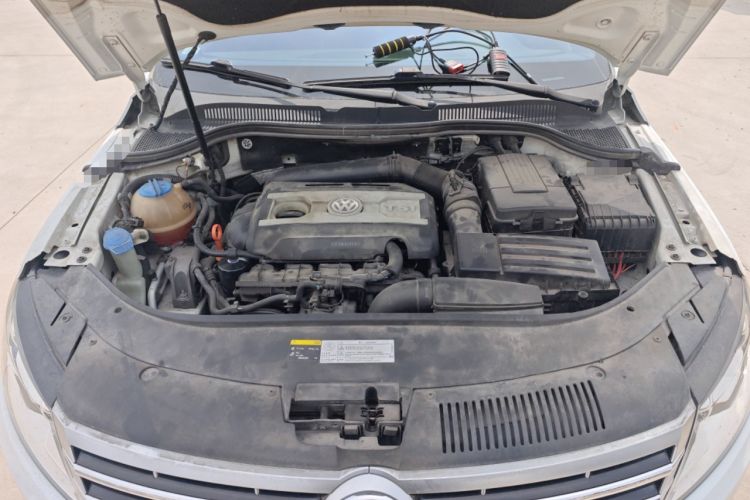 Used Volkswagen CC 2015 1.8TSI Luxury Model Engine Bay