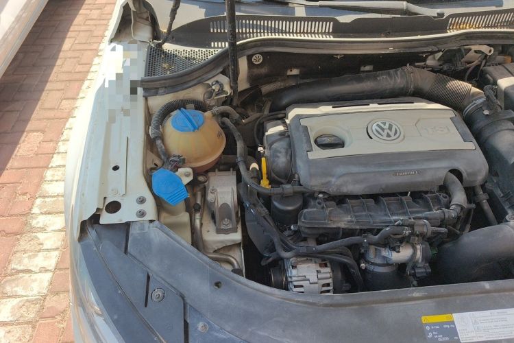 Used Volkswagen CC  Engine Bay Right
