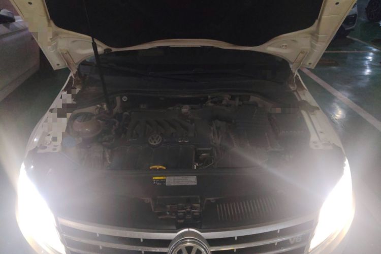 Used Volkswagen CC 2015 3.0 FSI V6 Engine Bay