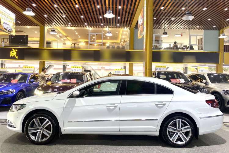 Used Volkswagen CC 2015 2.0 TSI Luxury Model Exterior 2
