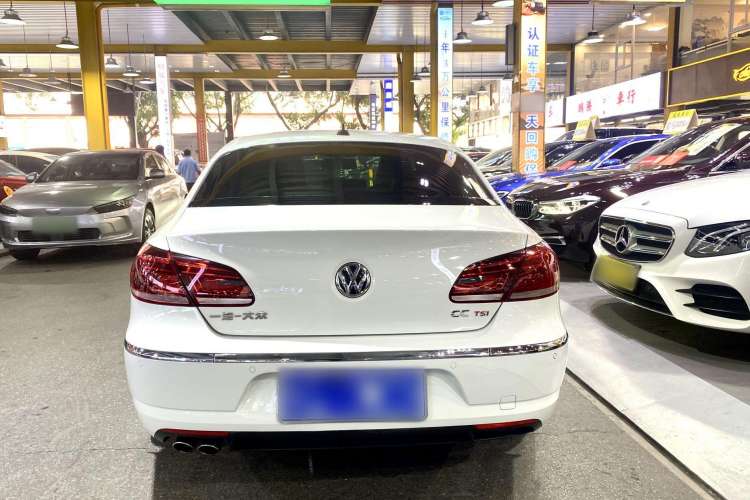 Used Volkswagen CC 2015 2.0 TSI Luxury Model Exterior 4