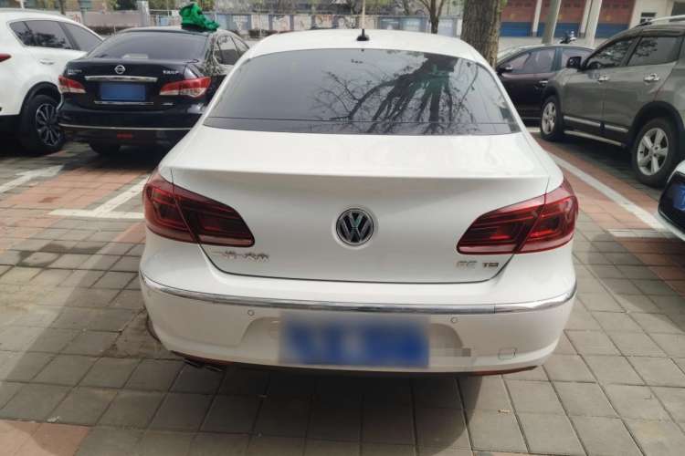 Used Volkswagen CC 2015 2.0 TSI Luxury Model Exterior 4