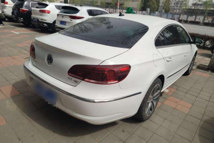 Used Volkswagen CC 2015 2.0 TSI Luxury Model Exterior 5