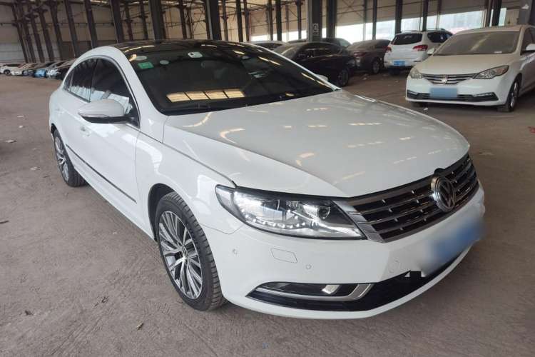 Used Volkswagen CC 2015 2.0 TSI Ultimate Model Front Right 45 Deg