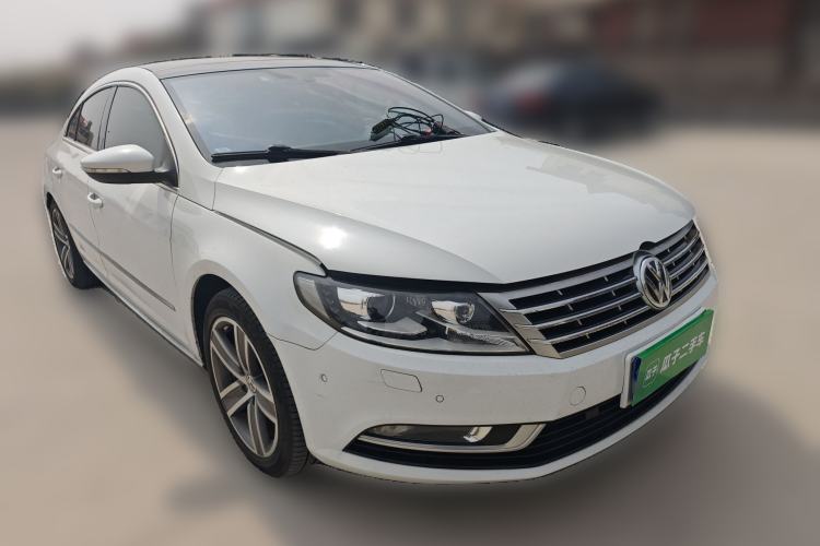 Used Volkswagen CC 2015 1.8TSI Luxury Model Front Right 45 Deg