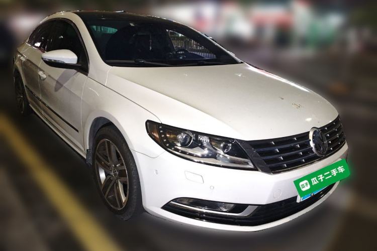 Used Volkswagen CC 2015 1.8TSI Luxury Model Front Right 45 Deg