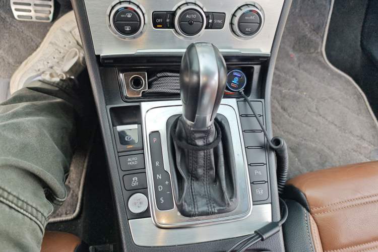 Used Volkswagen CC 2015 1.8TSI Luxury Model Gear Lever