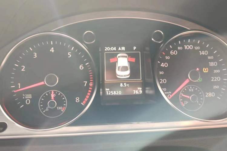 Used Volkswagen CC 2015 1.8TSI Luxury Model Instrument Cluster