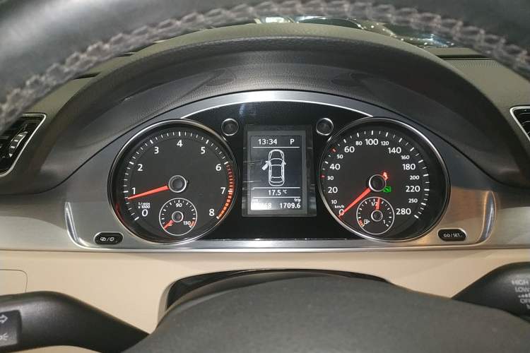 Used Volkswagen CC 2015 1.8TSI Prestige Model Instrument Cluster