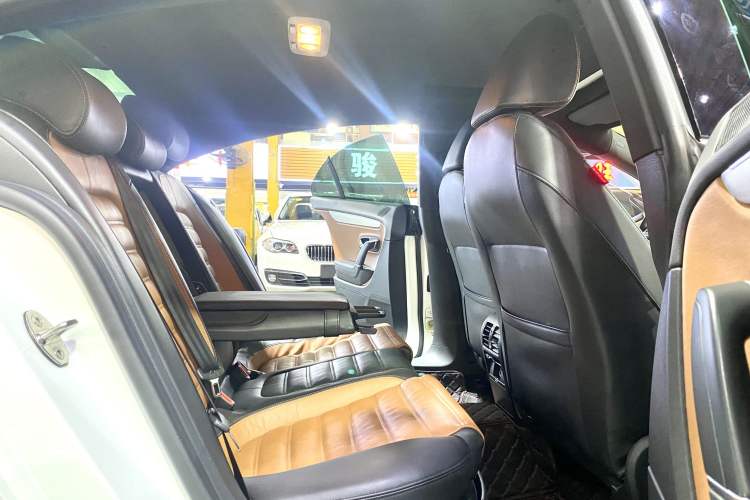 Used Volkswagen CC 2015 2.0 TSI Luxury Model Interior 10