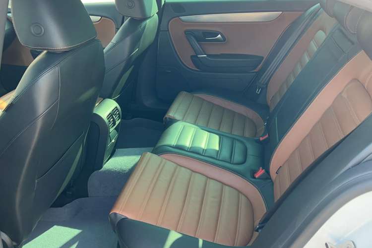 Used Volkswagen CC 2015 1.8TSI Luxury Model Interior 2