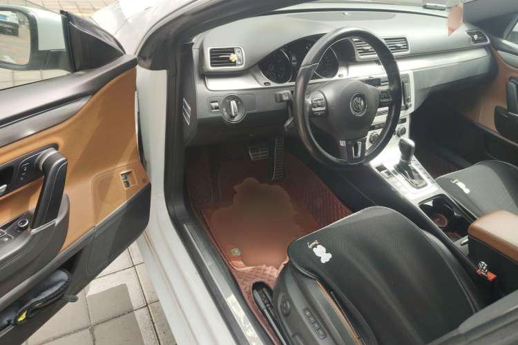 Used Volkswagen CC 2015 2.0 TSI Luxury Model Interior 3