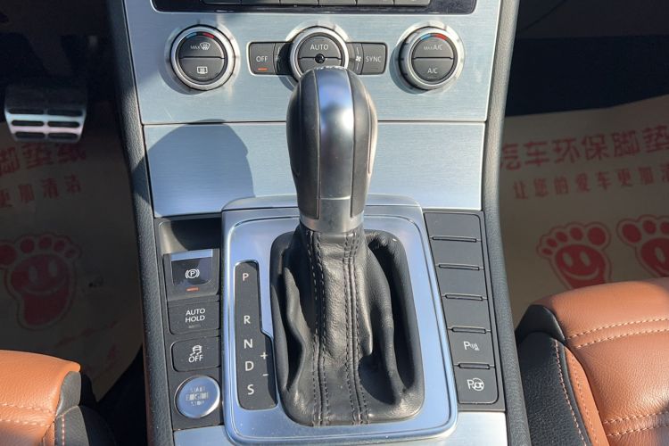 Used Volkswagen CC 2015 1.8TSI Luxury Model Interior 4