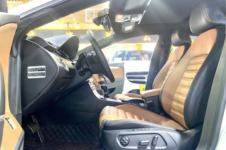Used Volkswagen CC 2015 2.0 TSI Luxury Model Interior 4