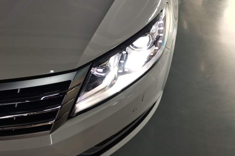 Used Volkswagen CC 2015 1.8TSI Luxury Model Left Front Headlight