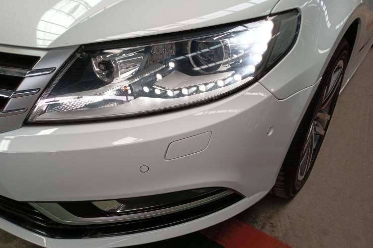 Used Volkswagen CC 2015 1.8TSI Luxury Model Left Front Headlight