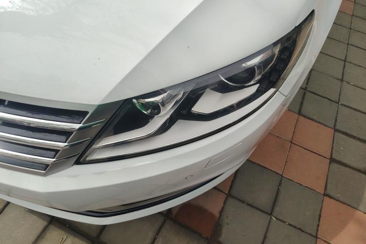 Used Volkswagen CC 2015 2.0 TSI Luxury Model Left Front Headlight