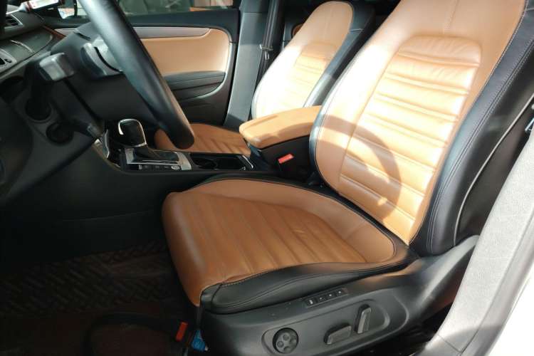 Used Volkswagen CC 2015 1.8TSI Luxury Model Left Front Seat