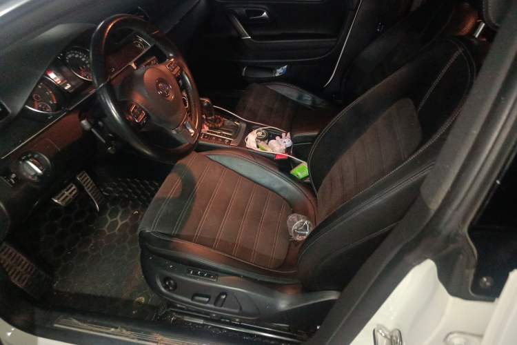 Used Volkswagen CC 2015 1.8TSI Luxury Model Left Front Seat