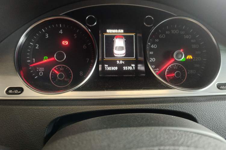 Used Volkswagen CC 2015 2.0 TSI Ultimate Model Odometer Close Up