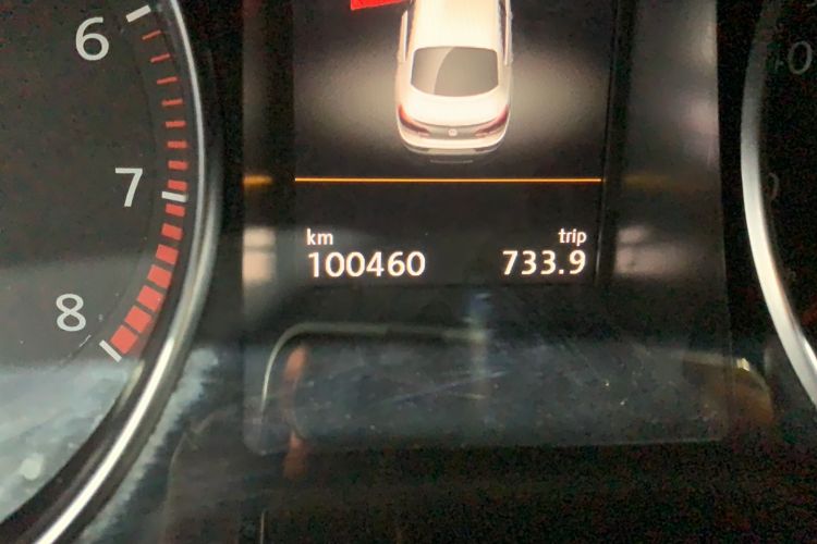 Used Volkswagen CC 2015 1.8TSI Luxury Model Odometer Close Up