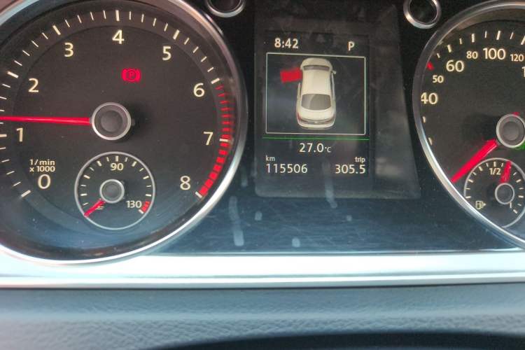 Used Volkswagen CC  Odometer Close Up