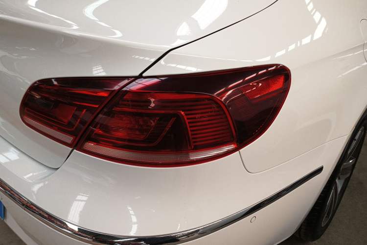 Used Volkswagen CC 2015 1.8TSI Luxury Model Right Rear Taillight