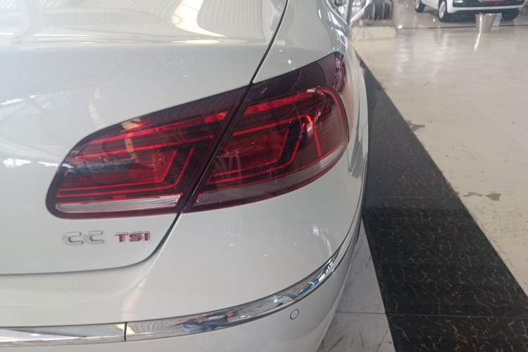 Used Volkswagen CC 2015 2.0 TSI Luxury Model Right Rear Taillight