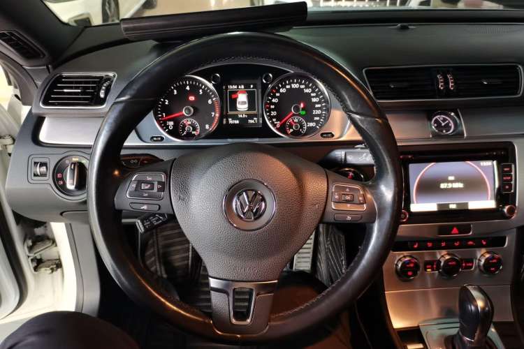 Used Volkswagen CC 2015 1.8TSI Luxury Model Steering Wheel