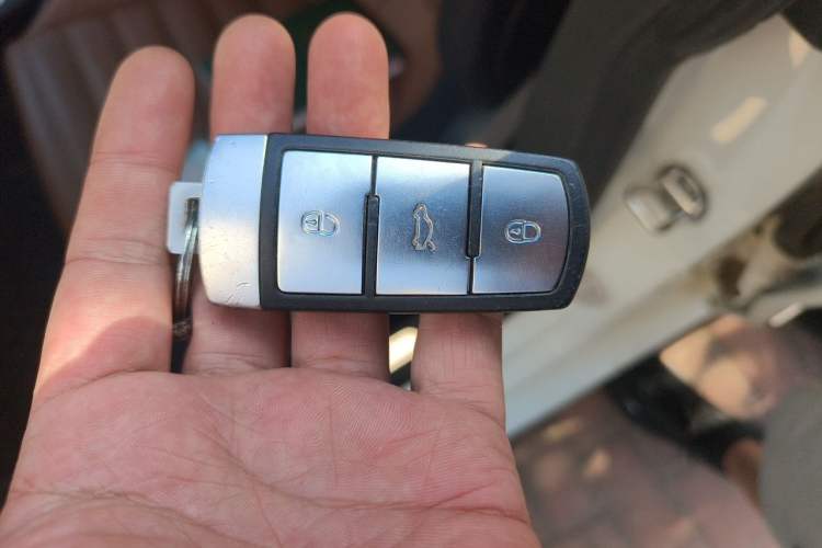 Used Volkswagen CC  Vehicle Key