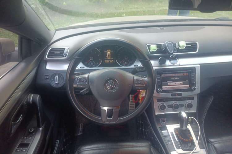 Used Volkswagen CC 2016 1.8TSI Prestige Model Steering Wheel