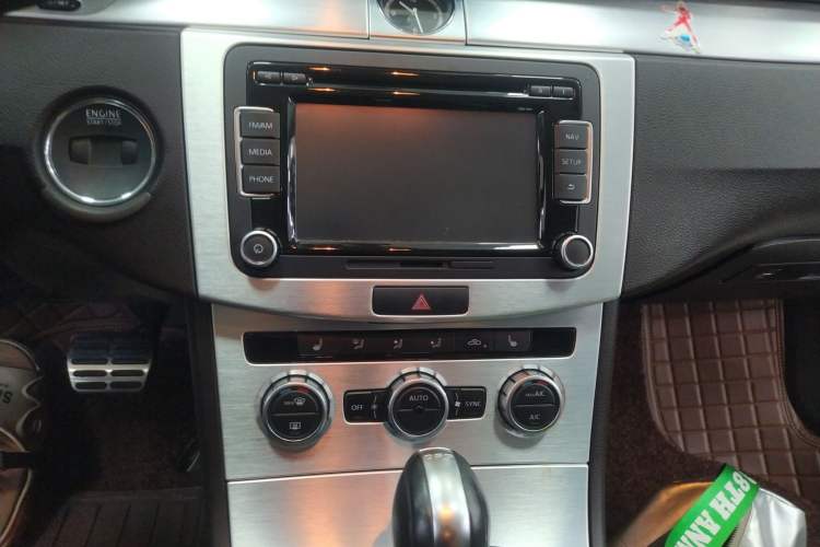 Used Volkswagen CC 2016 2.0 TSI Ultimate Edition Audio And AC Panel