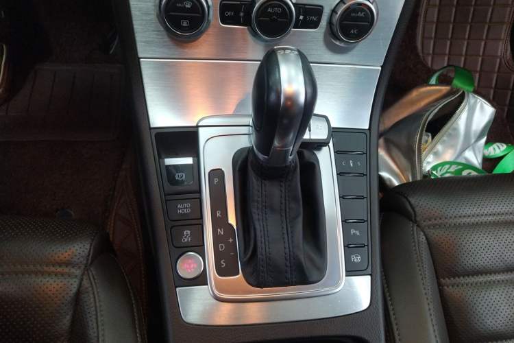 Used Volkswagen CC 2016 2.0 TSI Ultimate Edition Gear Lever