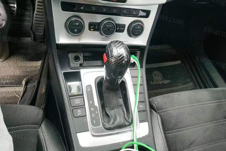 Used Volkswagen CC 2016 1.8TSI Prestige Model Gear Lever