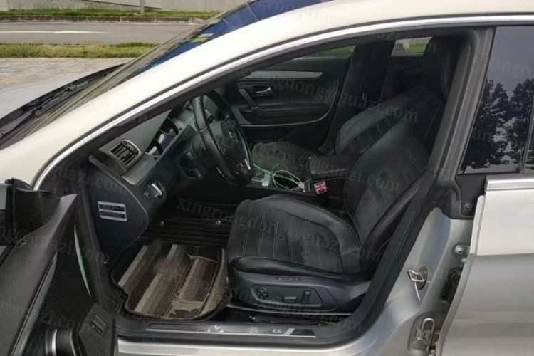 Used Volkswagen CC 2016 1.8TSI Prestige Model Left Front Seat