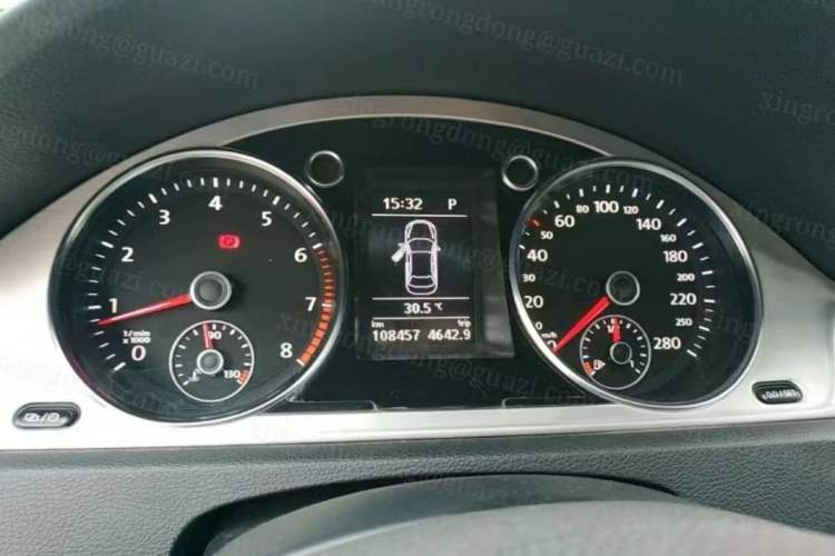 Used Volkswagen CC 2016 1.8TSI Prestige Model Odometer Close Up