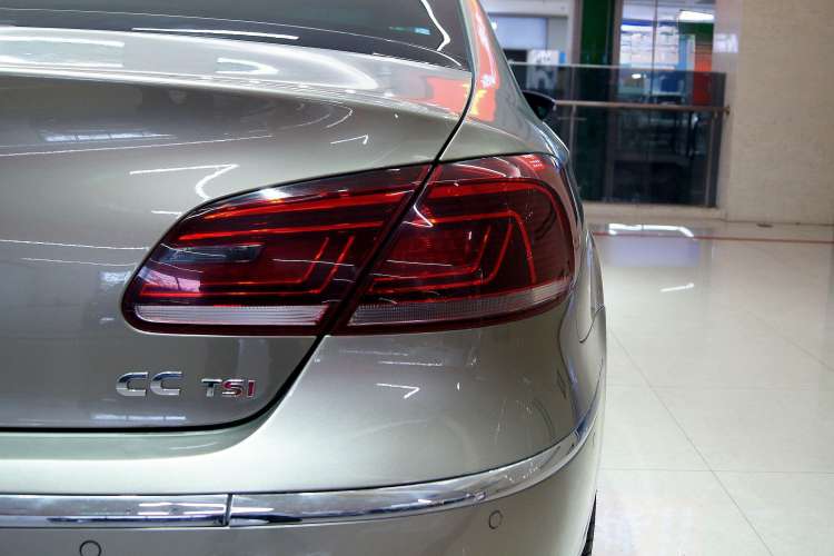 Used Volkswagen CC 2016 1.8TSI Luxury Model Right Rear Taillight