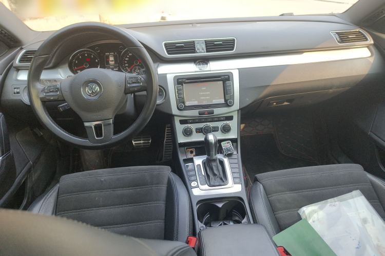 Used Volkswagen CC 2016 2.0 TSI Luxury Model Center Console