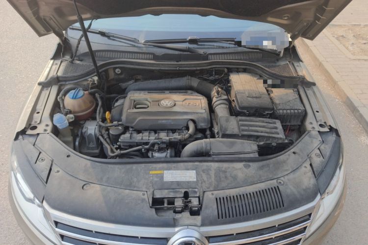 Used Volkswagen CC 2016 2.0 TSI Luxury Model Engine Bay
