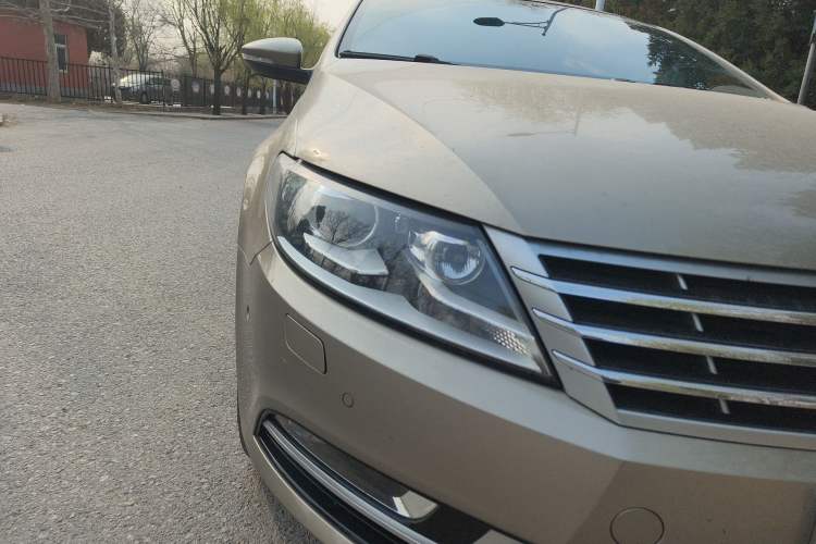 Used Volkswagen CC 2016 2.0 TSI Luxury Model Right Front Headlight