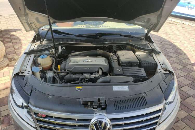 Used Volkswagen CC 2016 1.8TSI Luxury Model Engine Bay