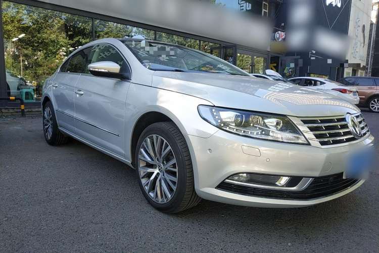 Used Volkswagen CC 2016 2.0 TSI Luxury Model Front Right 45 Deg