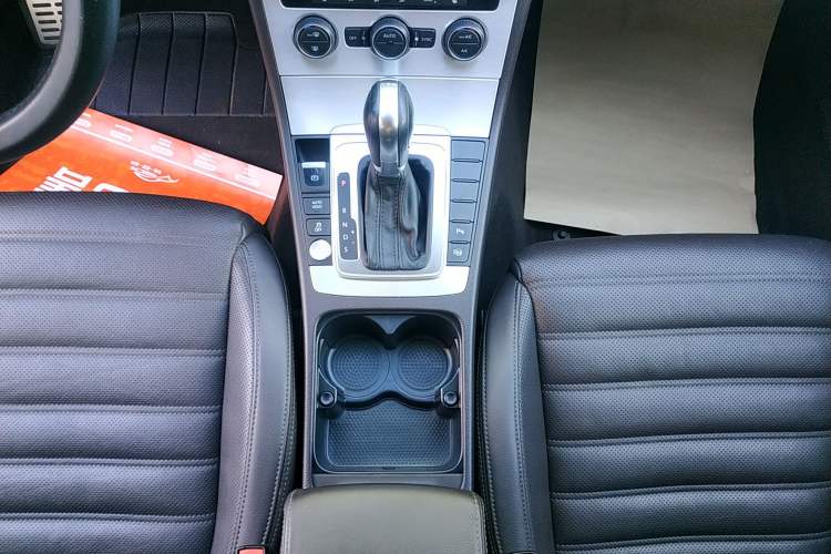 Used Volkswagen CC 2016 2.0 TSI Luxury Model Gear Lever