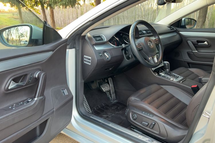 Used Volkswagen CC 2016 1.8TSI Luxury Model Interior 2