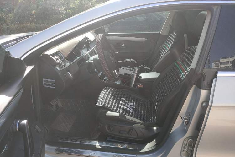 Used Volkswagen CC 2016 1.8TSI Luxury Model Left Front Seat