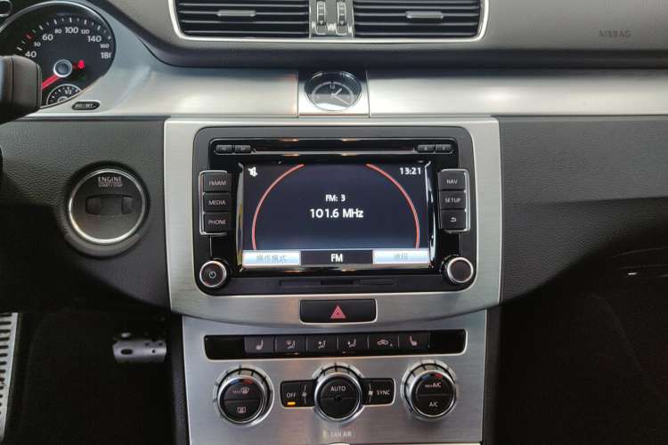 Used Volkswagen CC 2016 2.0 TSI Luxury Model Audio And AC Panel