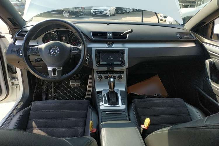 Used Volkswagen CC 2016 2.0 TSI Luxury Model Center Console